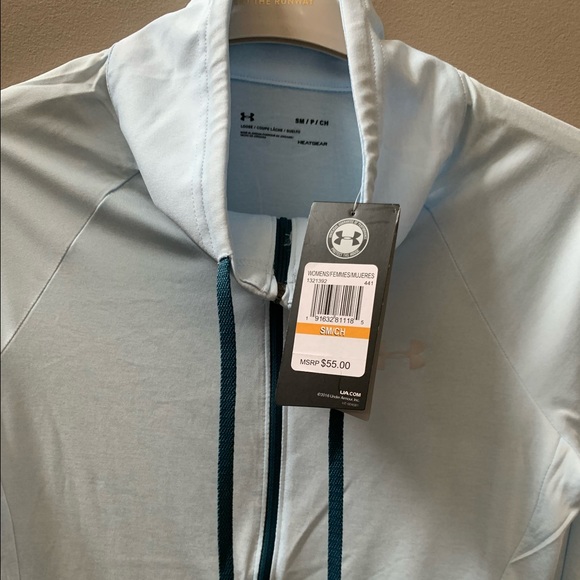 NWT UA Lightweight Jacket - Picture 4 of 6